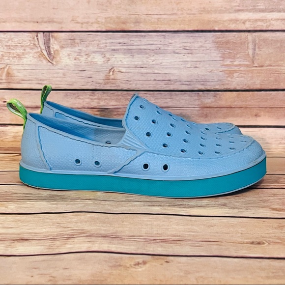 Sanuk Water Shoes ~ " Lil Walker" Slip On ~ Big Boy Size 5 ~ Alaska Blue - Picture 2 of 7
